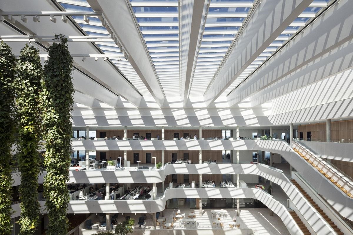 我，画图的，一个没有感情的建筑遮阳设计师。