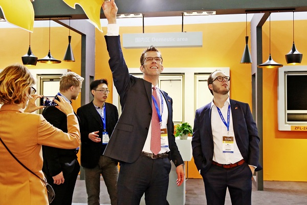 距离传说中的2021年还有不到150天！